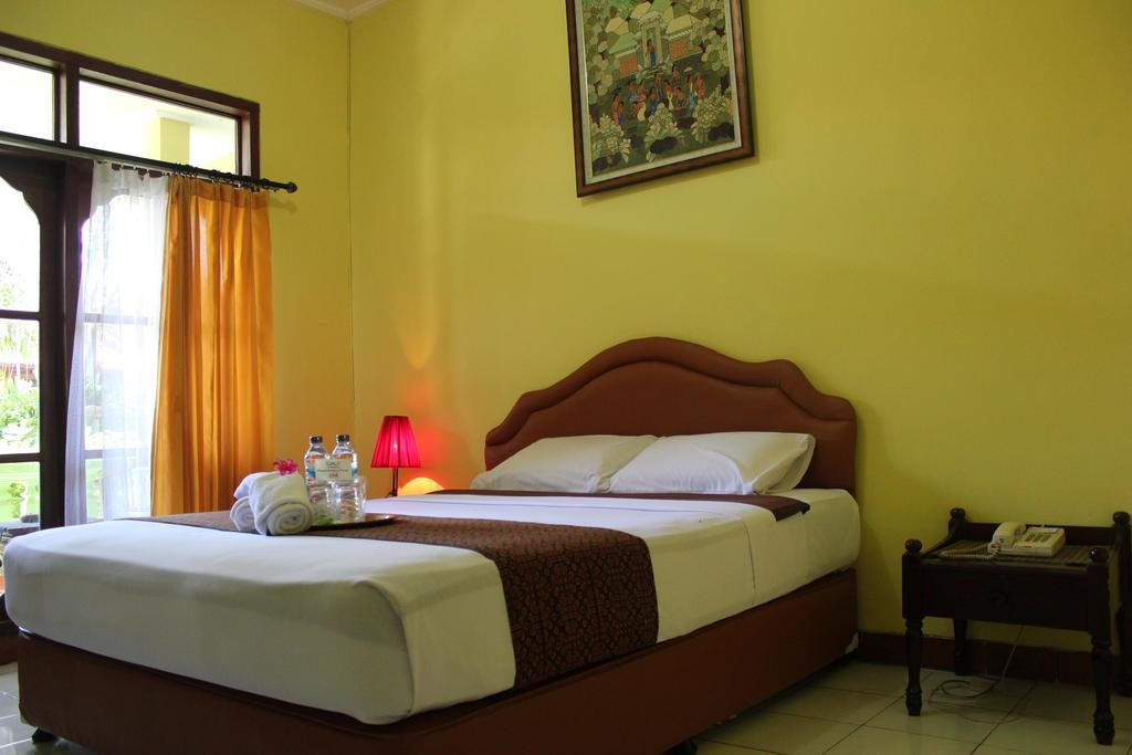 Hotel Puri Nusantara Kuta Lombok Exteriör bild