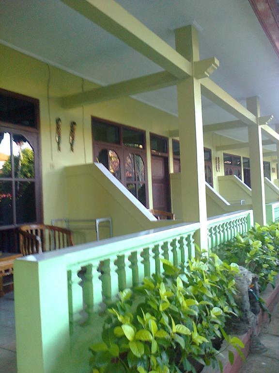 Hotel Puri Nusantara Kuta Lombok Exteriör bild