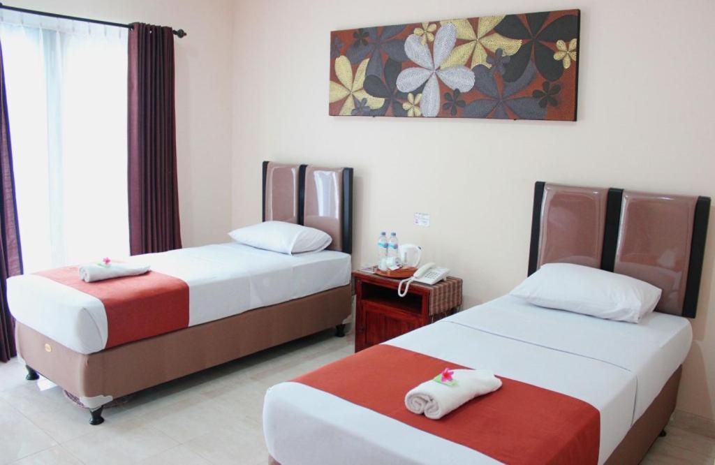 Hotel Puri Nusantara Kuta Lombok Exteriör bild