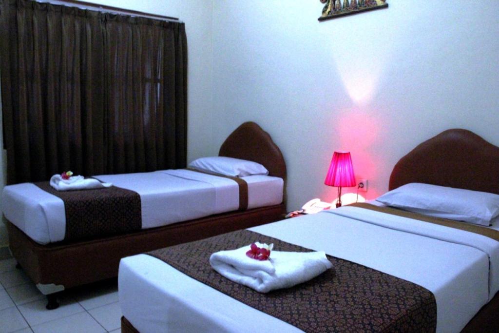 Hotel Puri Nusantara Kuta Lombok Exteriör bild